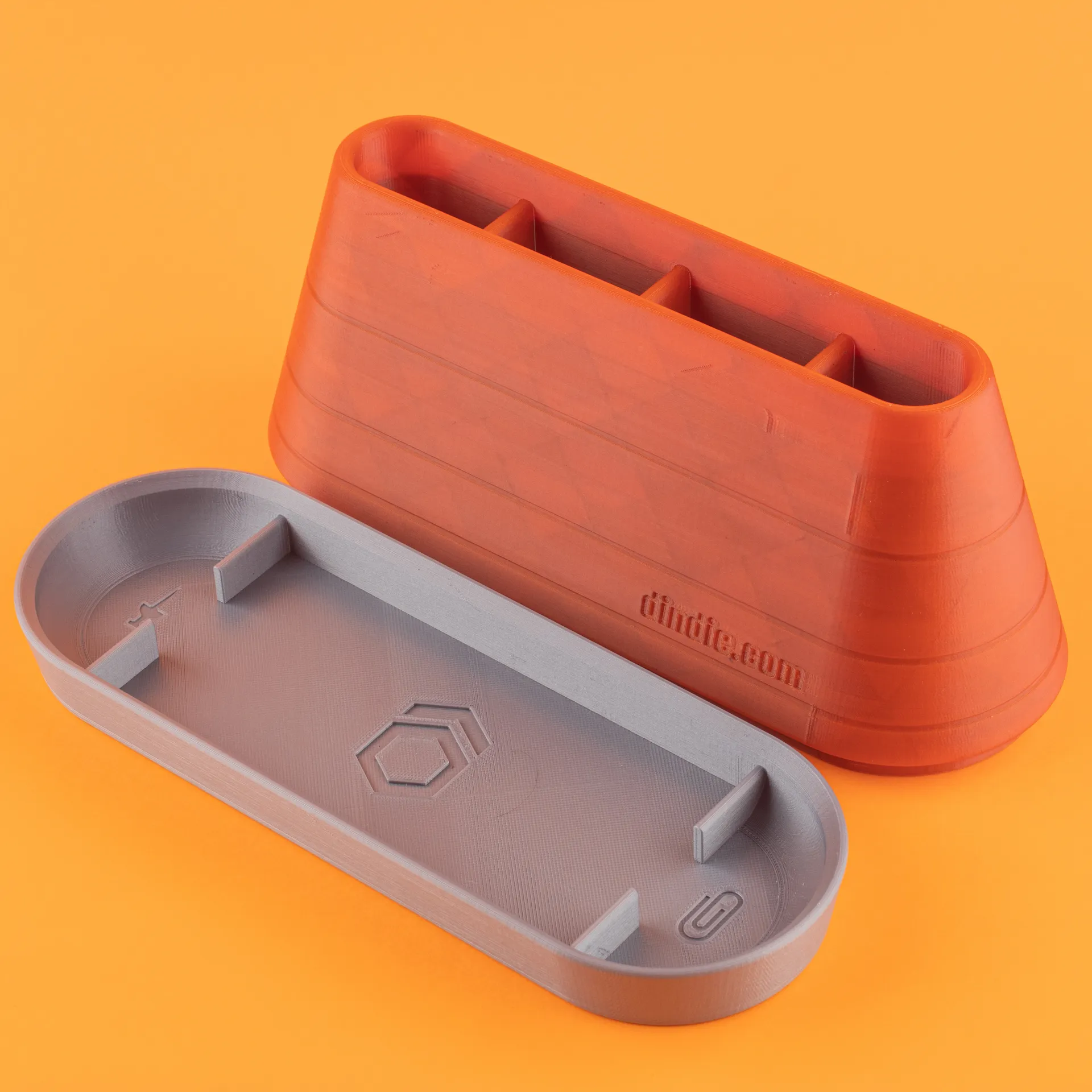 Chomos – thumbnail